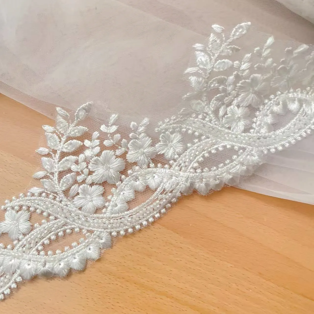 Adorno de encaje con cuentas d - Beaded Trim Fringe reseña y precio